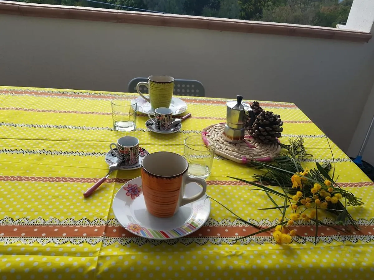 Apartmán Borgo San Giorgio Àrbatax 0*,